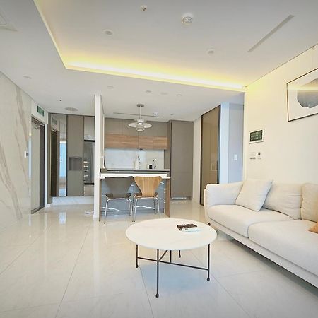 Апартаменты Uh Flat The Seocho Сеул Экстерьер фото