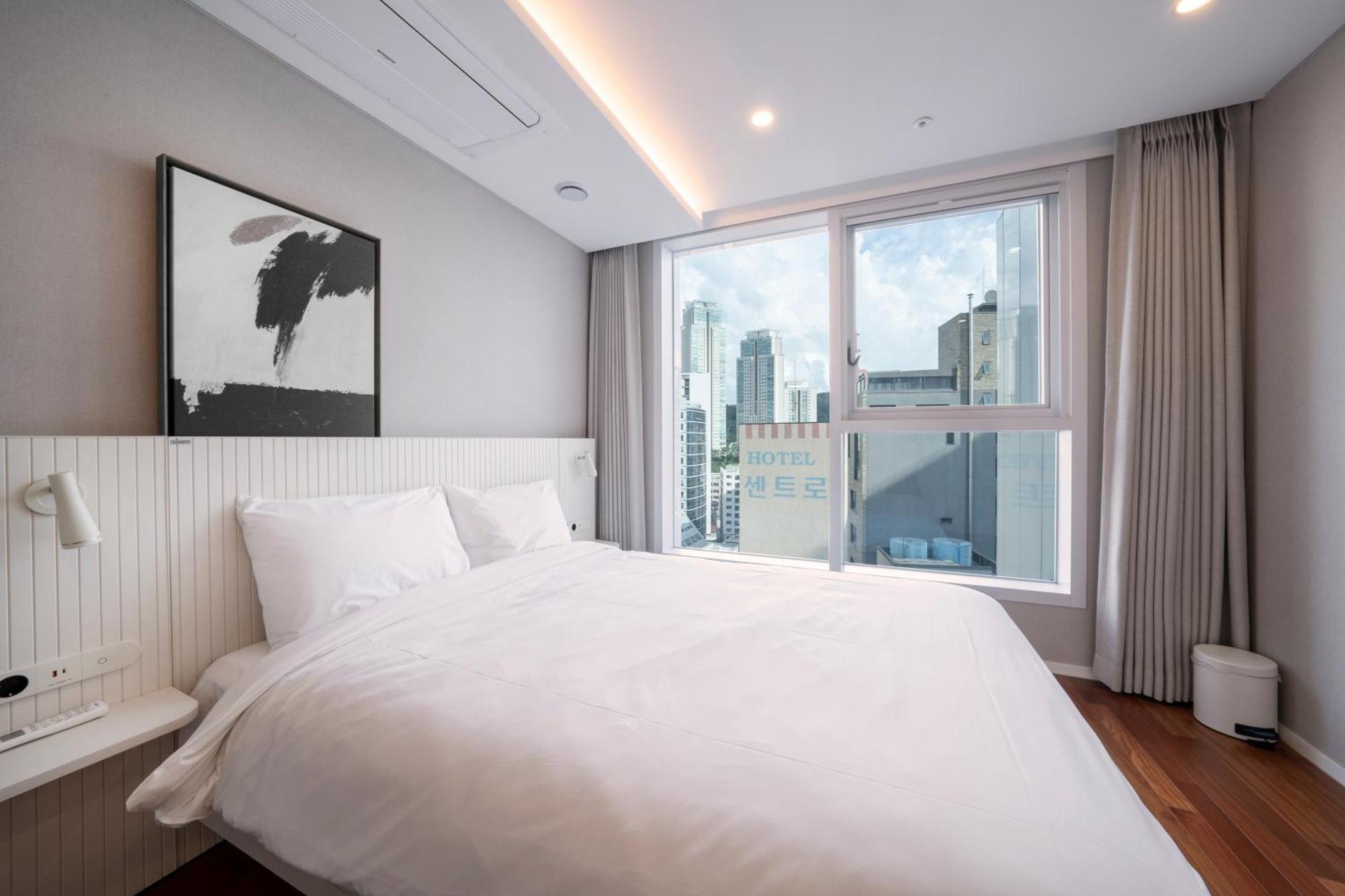 Апартаменты Uh Flat The Seocho Сеул Экстерьер фото